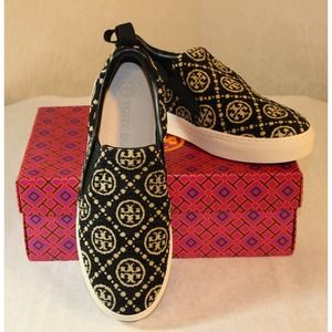 TORY BURCH T MONOGRAM SLIP-ON SNEAKER SIZE 8 BLACK NEW